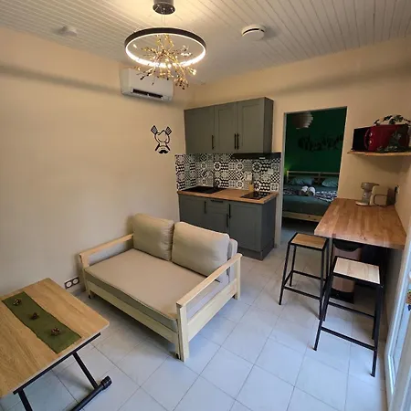 Superbe T2 Privatif Clim Piscine Petit-dejeuner Au Horizons Landais Nyaraló