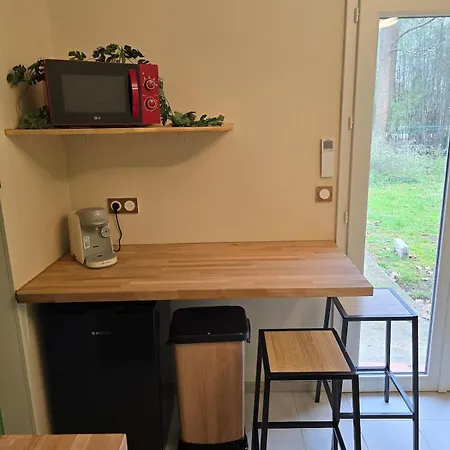 Superbe T2 Privatif Clim Piscine Petit-dejeuner Au Horizons Landais